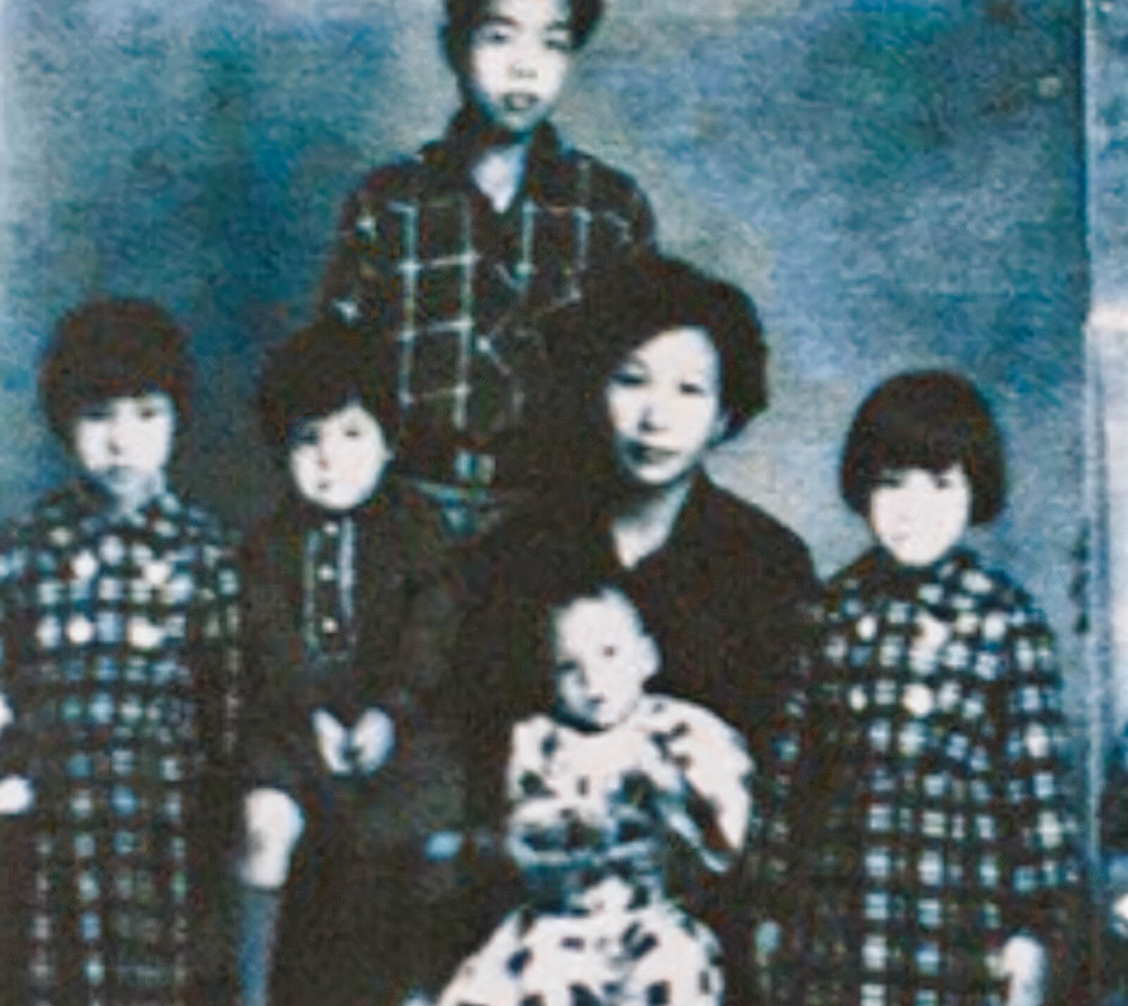 Dr. Lily Yeh with her ancestors